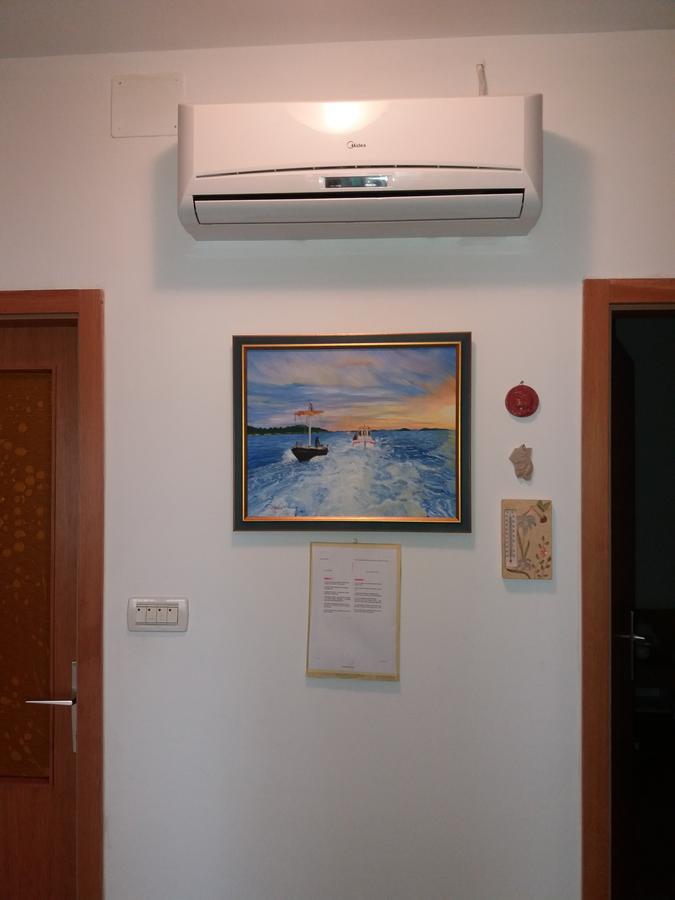 Apartment Meri Trogir Exterior foto